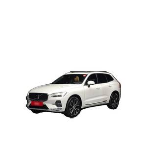 Volvo XC60 B6 Ultimate 2023 con Volante a la Izquierda, Caja de Cambios Automática, Asientos de Cuero, Cámara Trasera - 35,223 km, Color Brillante - Product Image 1