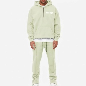 Conjunto Deportivo para Hombre, Chaqueta Cortavientos Resistente con Cierre y Pantalones Jogger Elásticos, Ropa Deportiva Personalizada OEM, Estilo Urbano - Product Image 1
