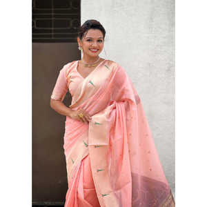 Vestidos de Noche Elite Weaves, Color Rosa Bebé, Organza Paithani, Saree Tejido con Zari, 450g - Product Image 1
