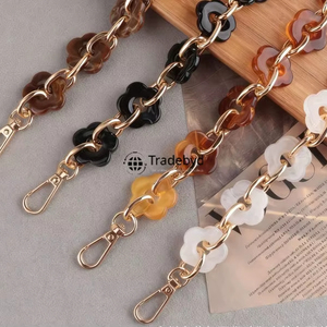 Collier chaîne en résine de créateur, qualité supérieure, léger, bijou de mode tendance, pièce maîtresse pour femme, cadeau Tradebyd - Product Image 3
