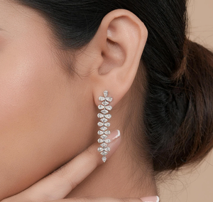 Boucles d'oreilles de luxe en argent 925 avec diamants de laboratoire, taille brillant, couleur VVS1 E, bijoux fins - Product Image 4