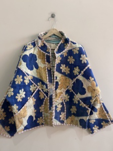 Chaqueta Acolchada Kantha Vintage Hecha a Mano, Chaqueta India Única - Product Image 2