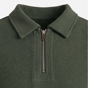เสื้อโปโลผู้ชาย OEM ปักโลโก้ตามสั่ง ซิปครึ่งตัว สวมใส่สบาย เหมาะกับกิจกรรมกลางแจ้ง ผ้าฝ้าย ระบายอากาศได้ดี เสื้อผ้าออกกำลังกายสำหรับฤดูร้อน ทรงพอดีตัว - Product Image 4