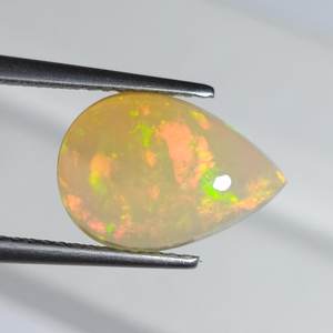 Ópalo Welo natural sólido en forma de pera, brillante, tridimensional, multicolor, gema suelta, ópalo de fuego para la fabricación de joyas al por mayor. - Product Image 1
