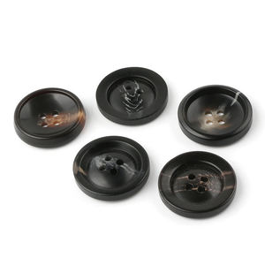 กระดุมเขาควายขัดเงา 100% และกระดุมเขาควายธรรมชาติสำหรับเสื้อผ้า - Product Image 3