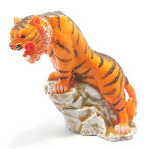 Estatuas de tigre asiático hechas a mano de Vietstyle Workshop, resina para decoración del hogar directamente de Vietnam - Product Image 3