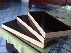 Contreplaqué phénolique imperméable du Vietnam - contreplaqué filmé - feuille de contreplaqué filmé à vendre - contreplaqué filmé pour meubles, industrie - Product Image 1