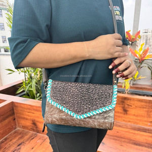 Nuevo bolso de mano personalizado hecho a mano con pelo Real en cuero de vaca, bolso de mano, vaquera, mujeres occidentales, Mini bolsos espaciosos - Product Image 2