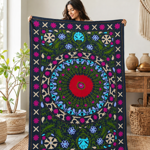 Couvre-lit en coton Suzani fait main exclusif, gris foncé, rose, bleu, broderie florale, style bohème, artisanat indien, décoration d'intérieur - Product Image 5
