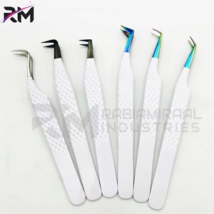 Pinces à cils RMI durables en acier inoxydable certifiées de précision, avec pointes en plasma blanches et revêtement antistatique - Product Image 3