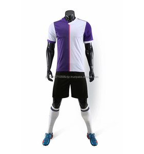 Camisetas de Fútbol para Hombre 2024, 100% Poliéster, Secado Rápido, Transpirables, 220g, Manga Corta, Diseños y Logotipos Personalizados, Venta al Por Mayor - Product Image 3