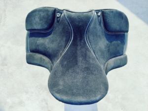 Wholesale English Dressage <b>Saddle</b> Full Swede Smooth Leather Western Style with Wood Plastic Tree for Horse Riding - Product Image 6