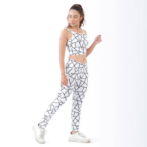 Ensemble 2 pièces de vêtements de yoga pour femmes, très demandé, en Spandex et Polyester de haute qualité, respirant, pour la gym et le fitness, personnalisable à l'avant - Product Image 4