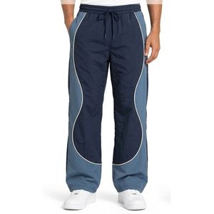 Pantalon de survêtement à jambe droite pour homme, 100 % polyester, avec panneaux latéraux incurvés, idéal pour la tenue de sport personnalisée - Product Image 1