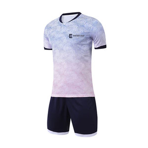 Uniforme de Fútbol de Diseño Personalizado, Calidad Premium, Venta Caliente, Precio Económico, Hecho en Pakistán - Product Image 1