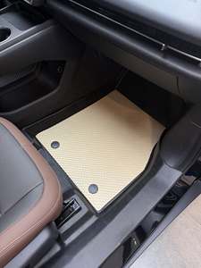 Tapis de sol de voiture en PVC imperméables et anti-moisissures de la série Mini Pro, découpés sur mesure par CNC, à points texturés, tapis de voiture OEM ODM - Product Image 4
