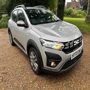 OFERTA ESPECIAL 2023 DACIA SANDERO STEPWAY 1.0 TCE EXPRESSION EURO 6 5DR OEM DIY ACERO - Product Image 1