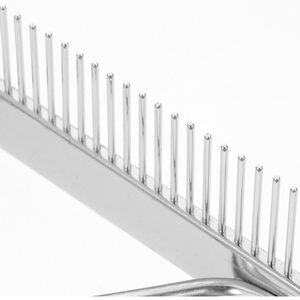 Peigne de toilettage classique en acier inoxydable écologique pour chiens et chats |   Peigne démêlant 48 broches anti-rouille pour poils d'animaux épais, fins et longs - Product Image 3
