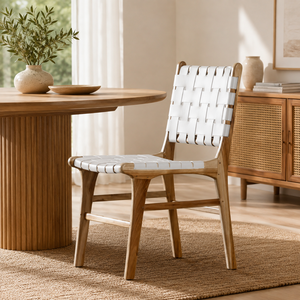 Chaise de jardin moderne en bois avec assise tressée blanche, pieds coniques, design mi-siècle, mobilier de salle à manger d'extérieur - Product Image 1