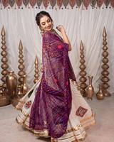 Tendance Navratri : Ensemble Chaniya Choli en coton mousseline épais avec imprimé numérique, travail de miroirs, Gota, Zari, Choli en soie, Dupatta en Georgette pour Garba
