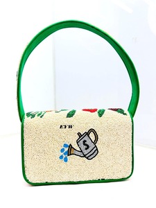 Sac à bandoulière de luxe fait main pour femme, écologique, brodé de perles, avec bouton personnalisé, sac à main portable pour voyage et mariage - Product Image 4