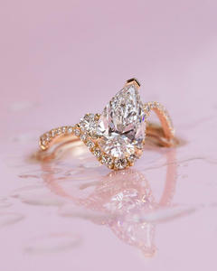 Diamants certifiés GIA/IGI disponibles pour plus de brillance et de confiance Fabriquez la ligne exclusive de bijoux en diamants de votre marque - Product Image 1