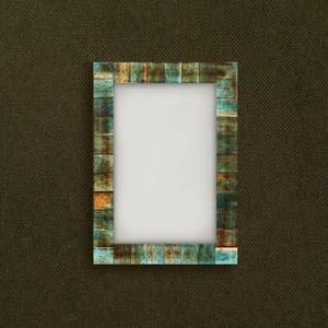 Marco de Fotos Hecho a Mano con Incrustaciones de Madera y Hueso |   Decoración con Patrón Chevron |   Decoración del Hogar Hecha a Mano en Madera - Product Image 5