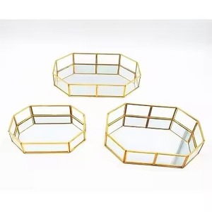 Bandejas de Servir de Latón Hechas a Mano con Acabados Modernos y Elegantes, Ecológicas y Duraderas para Uso en el Hogar Contemporáneo - Product Image 4
