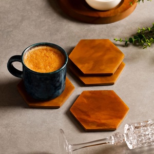 Posavasos Decorativo de Resina de Proveedor Indio para Bebidas Frías y Calientes con Artesanía Premium para Uso en el Hogar y la Oficina en Venta - Product Image 3