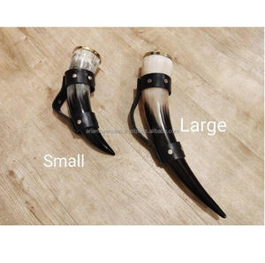 Copa para Beber Hecha a Mano con Cuerno de Vaca, Estilo Rústico Medieval - Product Image 4