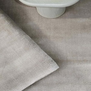 Tapis uni gris clair 14 mm d'épaisseur, tissé à la main, moderne, luxueux et doux pour salon et chambre à coucher - Product Image 3