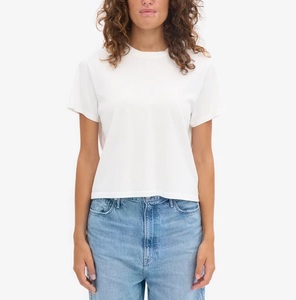 Camiseta Corta de Cuello Redondo para Mujer, Color Blanco Óptico Sólido, Casual, Suave, 100% Algodón, Corte Cuadrado, para Todas las Temporadas - Product Image 2