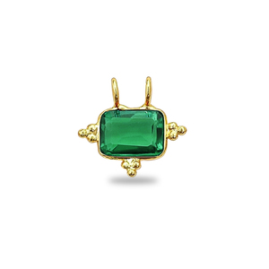 Colgante Rectangular de Cuarzo Esmeralda con Bisel Elegante, Chapado en Oro Hecho a Mano, Joyería de Esmeralda al por Mayor, Proveedor de Joyería de Piedras Preciosas Indias - Product Image 1