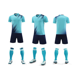 Conjunto de Uniforme de Fútbol para Adultos, Camiseta y Pantalones Cortos Básicos, Transpirables, Casuales de Verano, para Entrenamiento de Equipo, Antibacterianos, con Logotipo Personalizado - Product Image 1