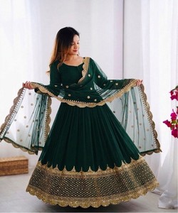 Vestido de Diseñador con Bordado Georgette y Lentejuelas, con Dupatta, para Fiestas, Precio al por Mayor, Prenda Étnica, Verde - Product Image 3