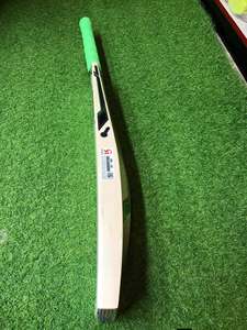 Mazze da cricket CA Sports BA 56 Players Edition in legno di salice inglese, usate da Babar <span class=keywords><strong>Azam</strong></span>, con custodia inclusa, impugnatura extra e protezione anti-graffio. - Product Image 5