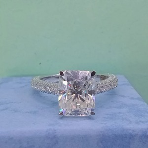 Bague de fiançailles en moissanite taille Asscher, argent 925, pavé, bijoux classiques pour femmes - Product Image 1
