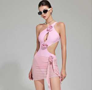 Conjunto de Falda Transparente Santorini Sculpt Monokini |   Body de un solo hombro con aberturas florales |   Traje de Baño de Una Pieza de Malla Rosa de Lujo - Product Image 2