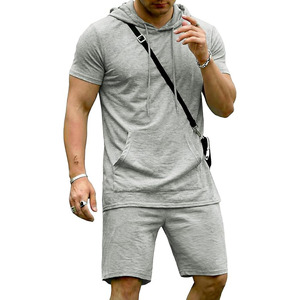 Conjunto Deportivo Informal de 2 Piezas para Hombre, Camiseta Deportiva de Manga Corta con Capucha y Pantalones Cortos Deportivos de Verano - Product Image 1