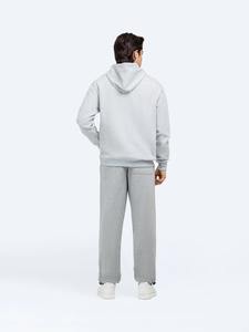 Ventes en gros de sweats à capuche surdimensionnés pour hommes, offrant un tissu chaud et doux, proposés par les principaux fournisseurs de vêtements - Product Image 4