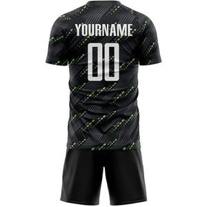 Equipación de fútbol de club europeo, diseño minimalista en azul marino y dorado, camiseta de fútbol premium, ligera, de secado rápido, lista para incluir patrocinadores. - Product Image 6