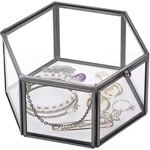 Caja de Joyería de Vidrio Azul de Lujo con Detalles en Oro, Diseño Exquisito Hecho a Mano, Contenedor de Almacenamiento Moderno - Product Image 4