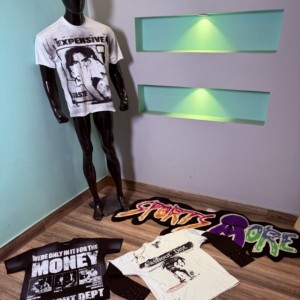 เสื้อยืดผู้ชายพิมพ์ลายสกรีนแบบส่วนตัว พร้อมดีไซน์ประดับเพชร คอทรงกลม แฟชั่นฤดูร้อน เสื้อยืดพิมพ์ลายผู้ชาย - Product Image 6