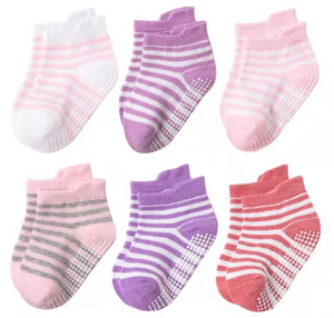 Wholesale Basketball Sports <b>Socks</b> Thermal Breathable <b>Polyester</b> Crew <b>Socks</b> Fashion Letter Pattern Gym <b>Socks</b> - Product Image 2