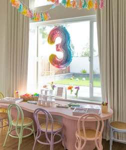 Chaises pour enfants en rotin modernes faites à la main, sûres pour une utilisation en extérieur, salon, fêtes d'anniversaire, mariages, événements, location, vente en gros - Product Image 2