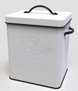 Rectangular Metal Food Storage Container with Lid and Handle Plaid Design Retro Kitchen Freshness Preservation - Product Image 6