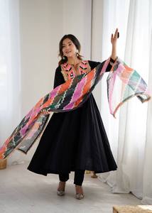 Ensemble Salwar Kameez brodé noir pour femmes, tenue indienne pakistanaise, vêtements ethniques à séchage rapide pour mariage et fête - Product Image 5