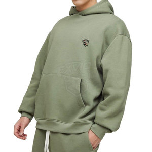 Ensemble de survêtement confortable pour homme avec un design tendance et une coupe extensible, parfait pour se détendre toute la journée - Product Image 5