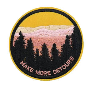 Décorations de logo personnalisées imprimées en 3D, thermocollantes, en feutre non tissé, brodées, en PVC, écussons sportifs Tepra, couleur et taille personnalisées, pour chapeaux et vêtements - Product Image 1