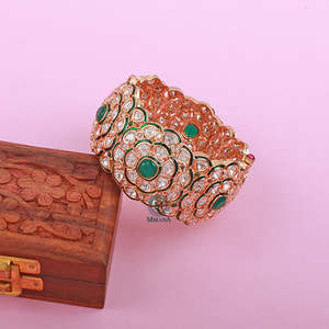 Aishwarya Emerald Green Polki Fashion Bracelet - Product Image 2